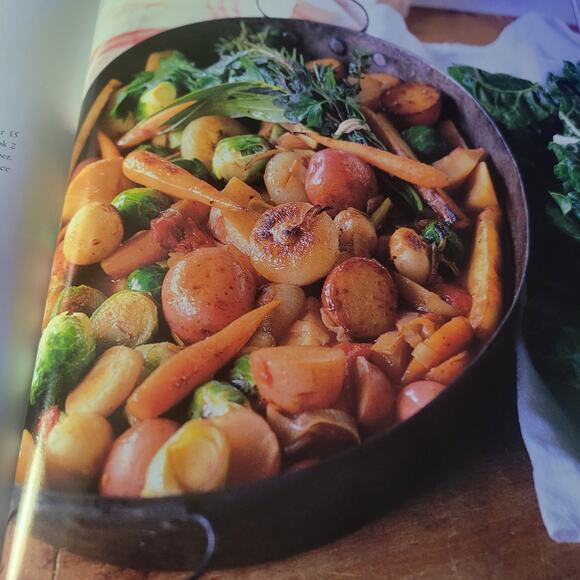 Book: Martha Stewart's Healthy Quick Cook 52 quick, easy menus Hardcover - Picture 10 of 12